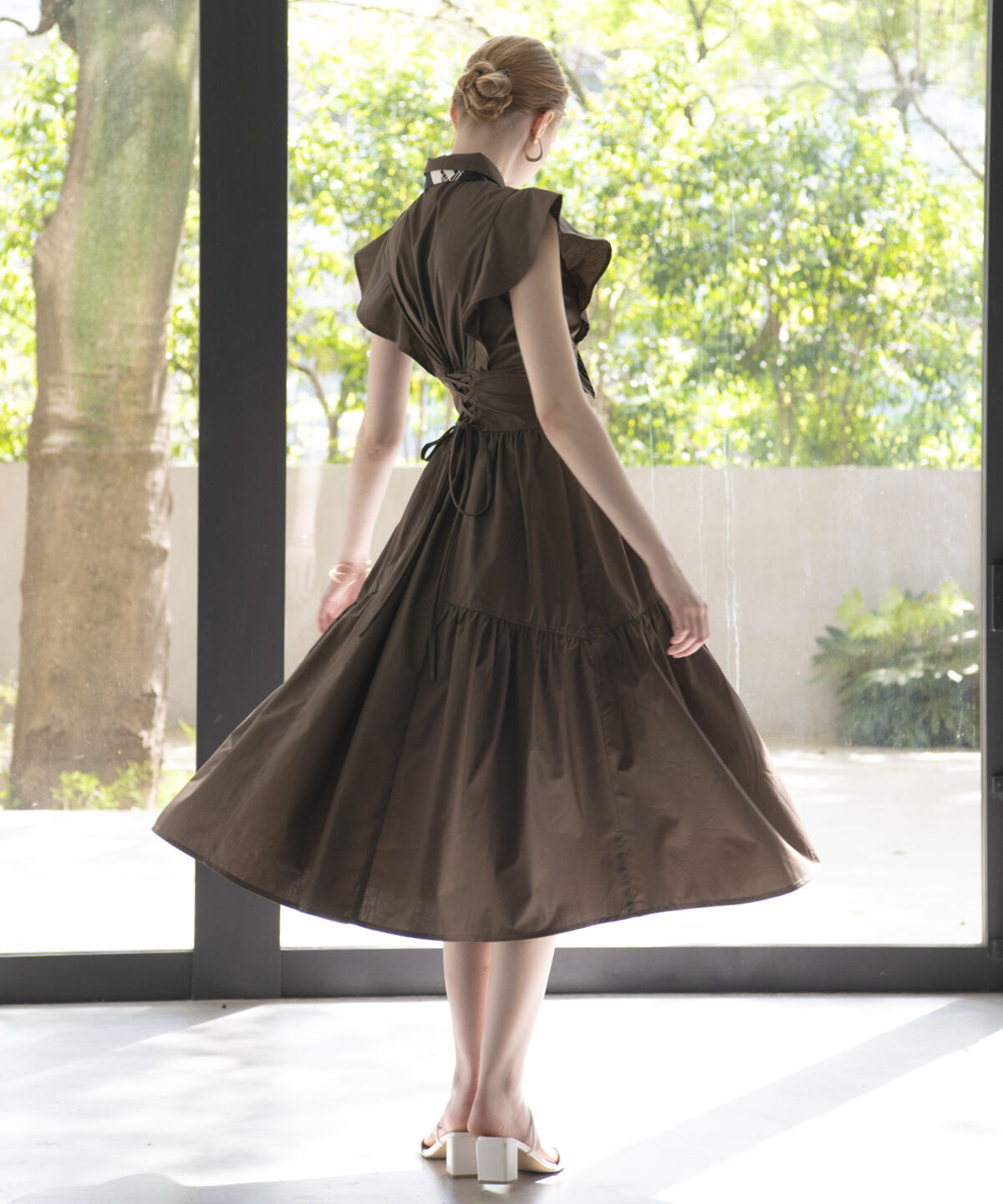 アンドクチュール「タイ付きショルダーフリルワンピース」|ワンピース|