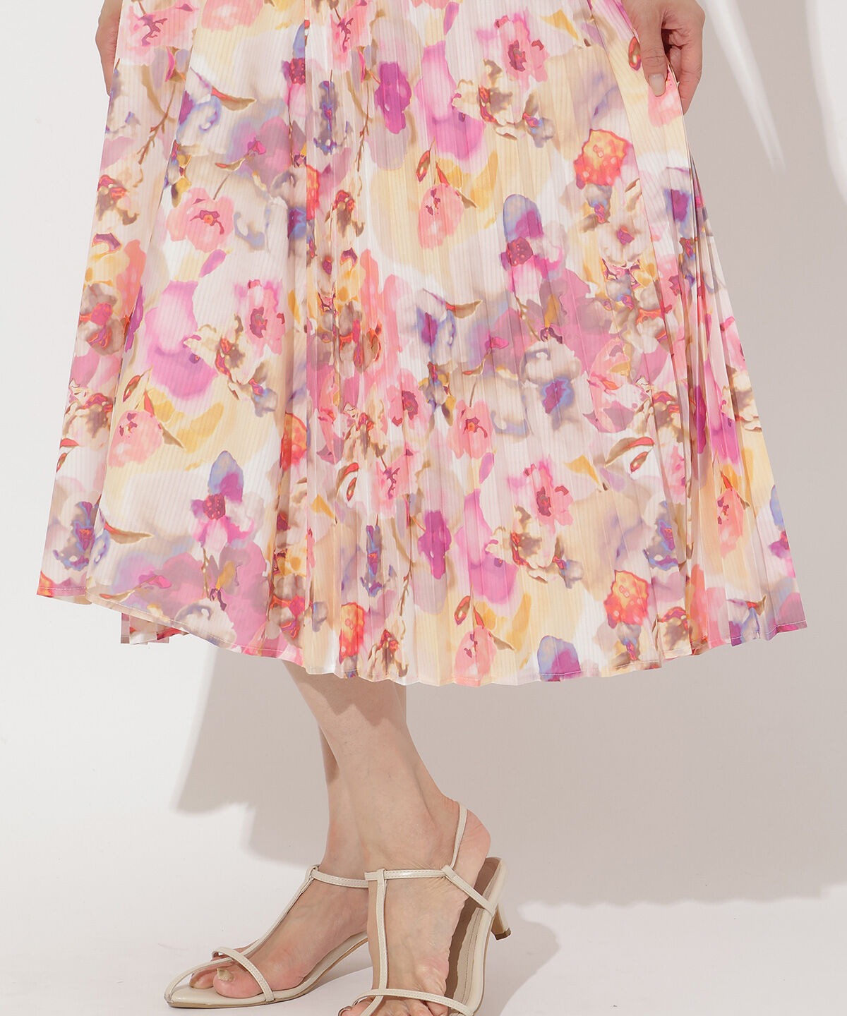 アンドクチュール「シアープリントサイドプリーツワンピース」|ワンピース|