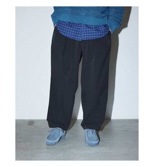 BEAMS「メッシュライク 2プリーツ テーパード スラックス」|チノ|NAVY