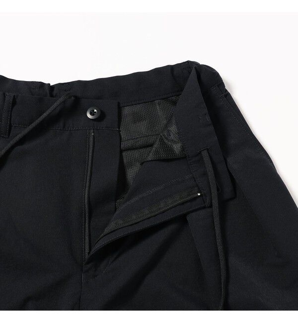 BEAMS「メッシュライク 2プリーツ テーパード スラックス」|チノ|