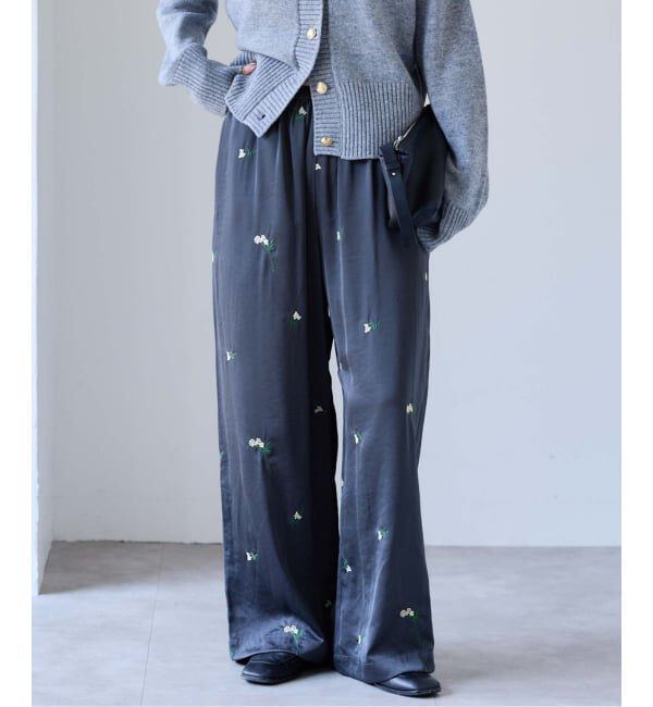 OUTDOOR PRODUCTS Usual Things「フラワーエンブロイダリーサテンイージーパンツ」|スラックス|