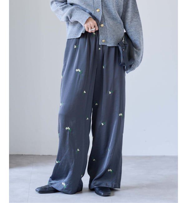 OUTDOOR PRODUCTS Usual Things「フラワーエンブロイダリーサテンイージーパンツ」|スラックス|