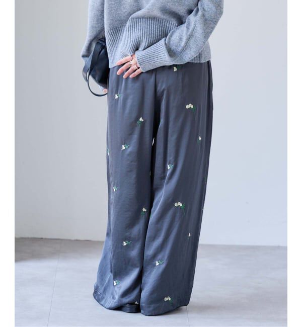 OUTDOOR PRODUCTS Usual Things「フラワーエンブロイダリーサテンイージーパンツ」|スラックス|