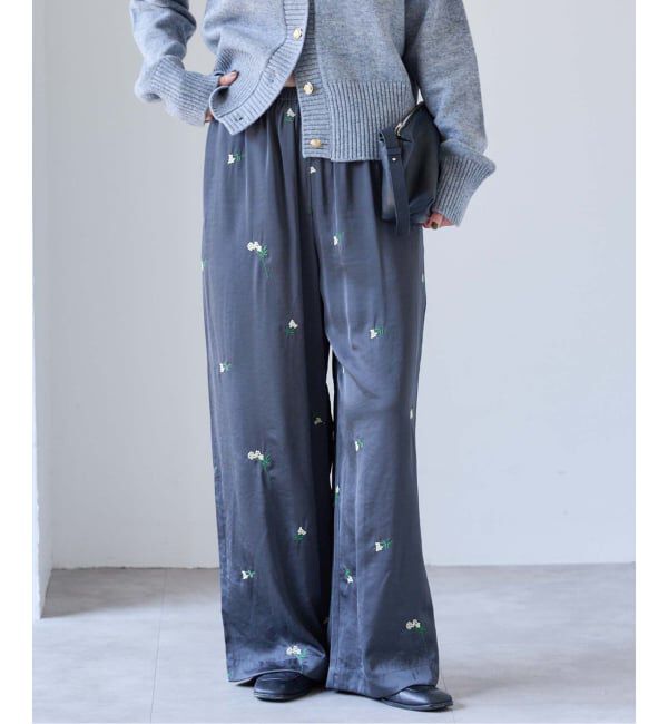 OUTDOOR PRODUCTS Usual Things「フラワーエンブロイダリーサテンイージーパンツ」|スラックス|