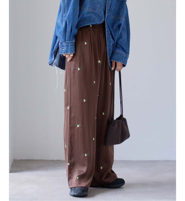 OUTDOOR PRODUCTS Usual Things「フラワーエンブロイダリーサテンイージーパンツ」|スラックス|