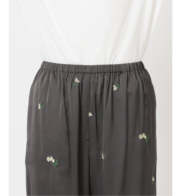 OUTDOOR PRODUCTS Usual Things「フラワーエンブロイダリーサテンイージーパンツ」|スラックス|