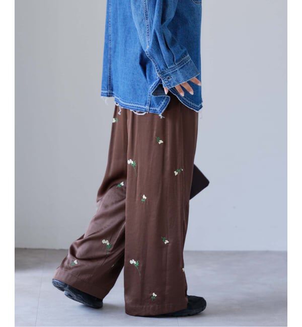 OUTDOOR PRODUCTS Usual Things「フラワーエンブロイダリーサテンイージーパンツ」|スラックス|