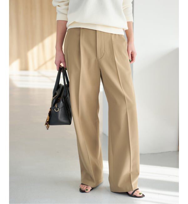 Spick and Span「ドレープチノ1タックストレートパンツ」|チノ|ベージュ