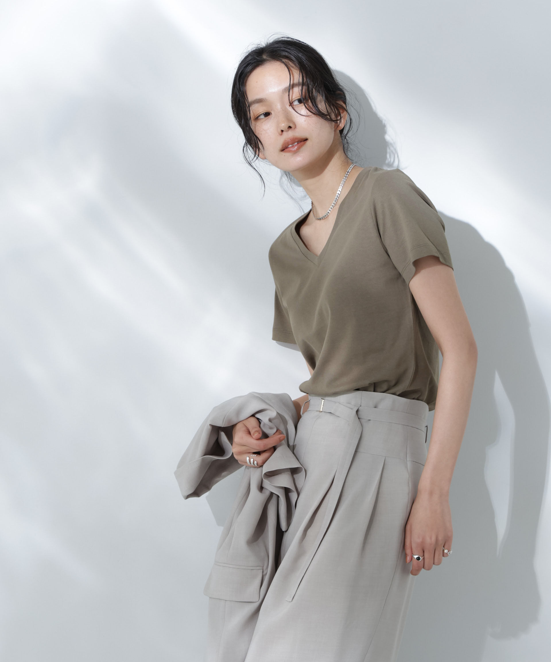 nano･universe「Anti Soaked(R) 汗染み防止VネックTシャツ」|Tシャツ・カットソー|