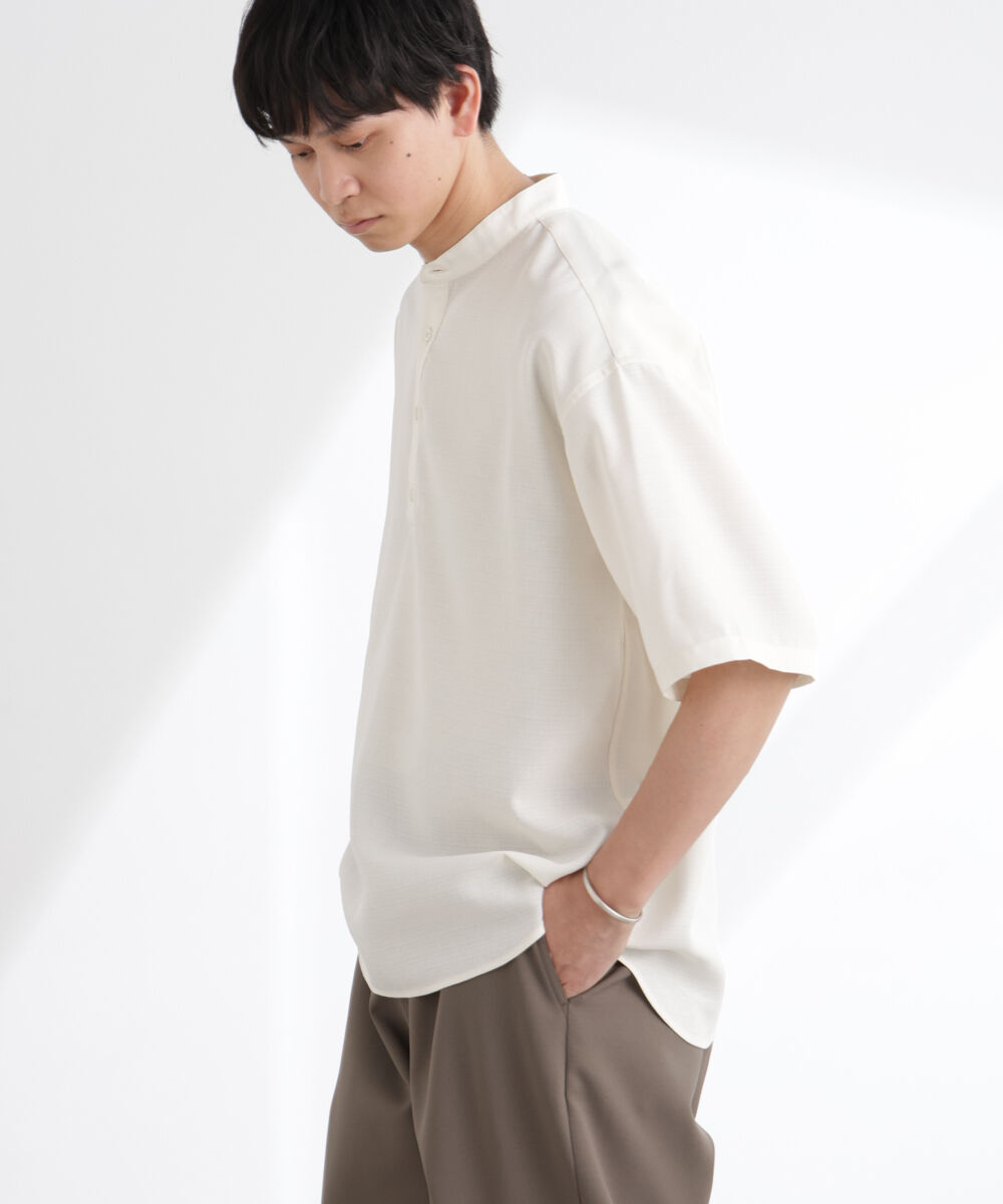 nano･universe「テックリネンバンドカラープルオーバーシャツ 半袖」|シャツ・ブラウス|