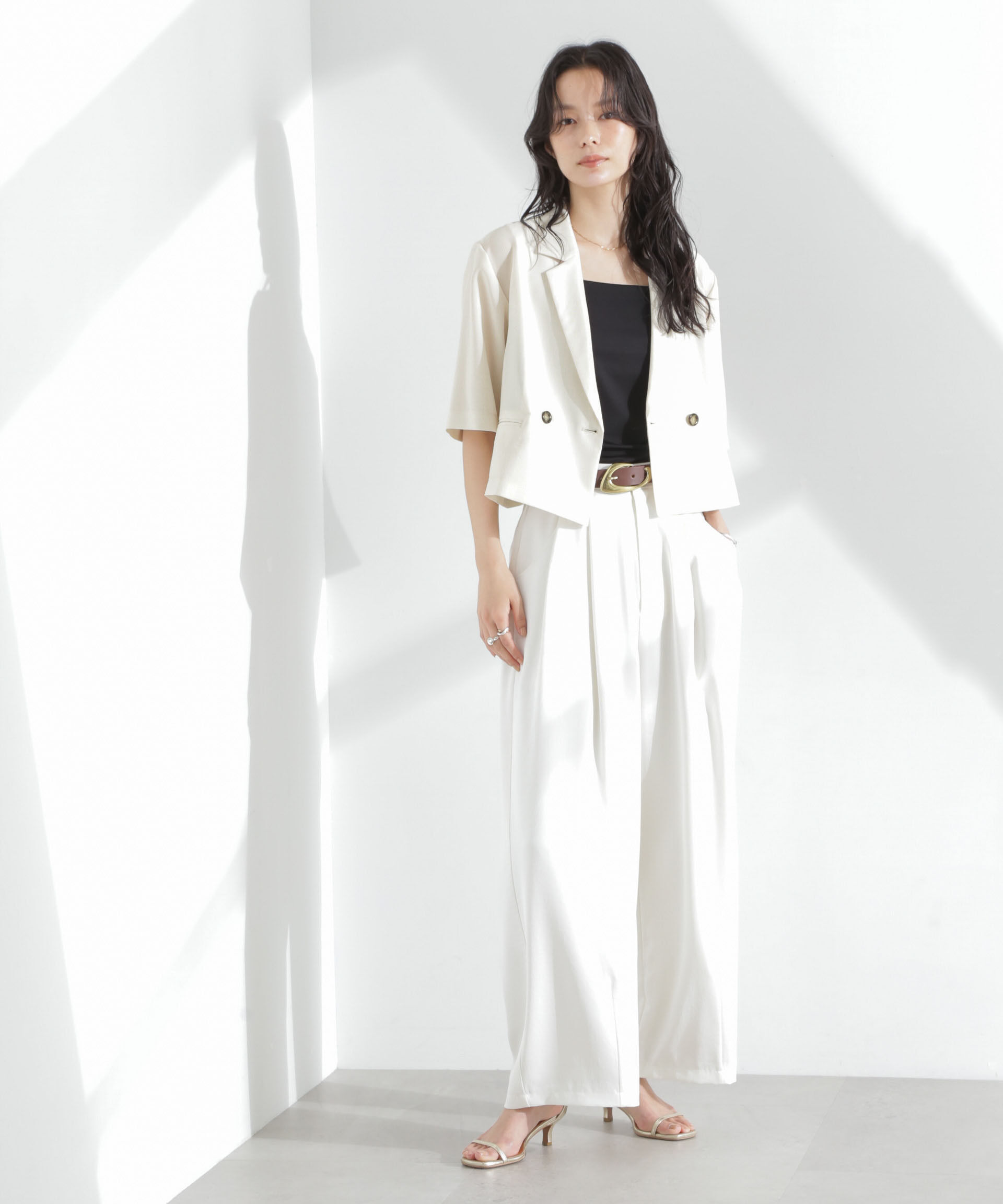 nano･universe「メランジドライ 半袖ショートダブルジャケット(セットアップ可)」|テーラードジャケット|