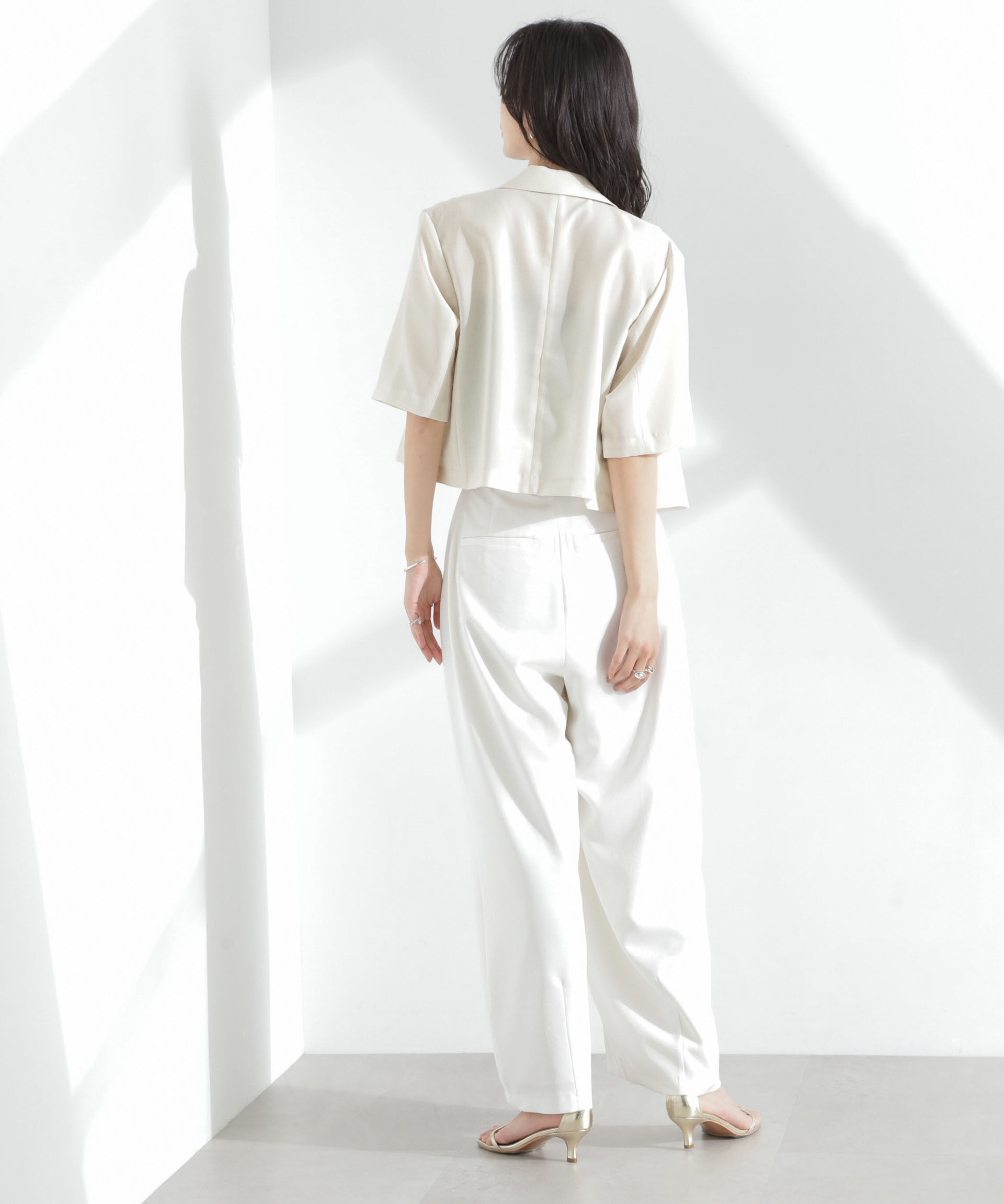 nano･universe「メランジドライ 半袖ショートダブルジャケット(セットアップ可)」|テーラードジャケット|