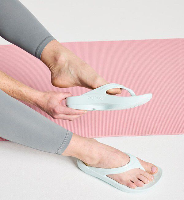 fredy emue「【OOFOS/ウーフォス】OOlala」|サンダル|