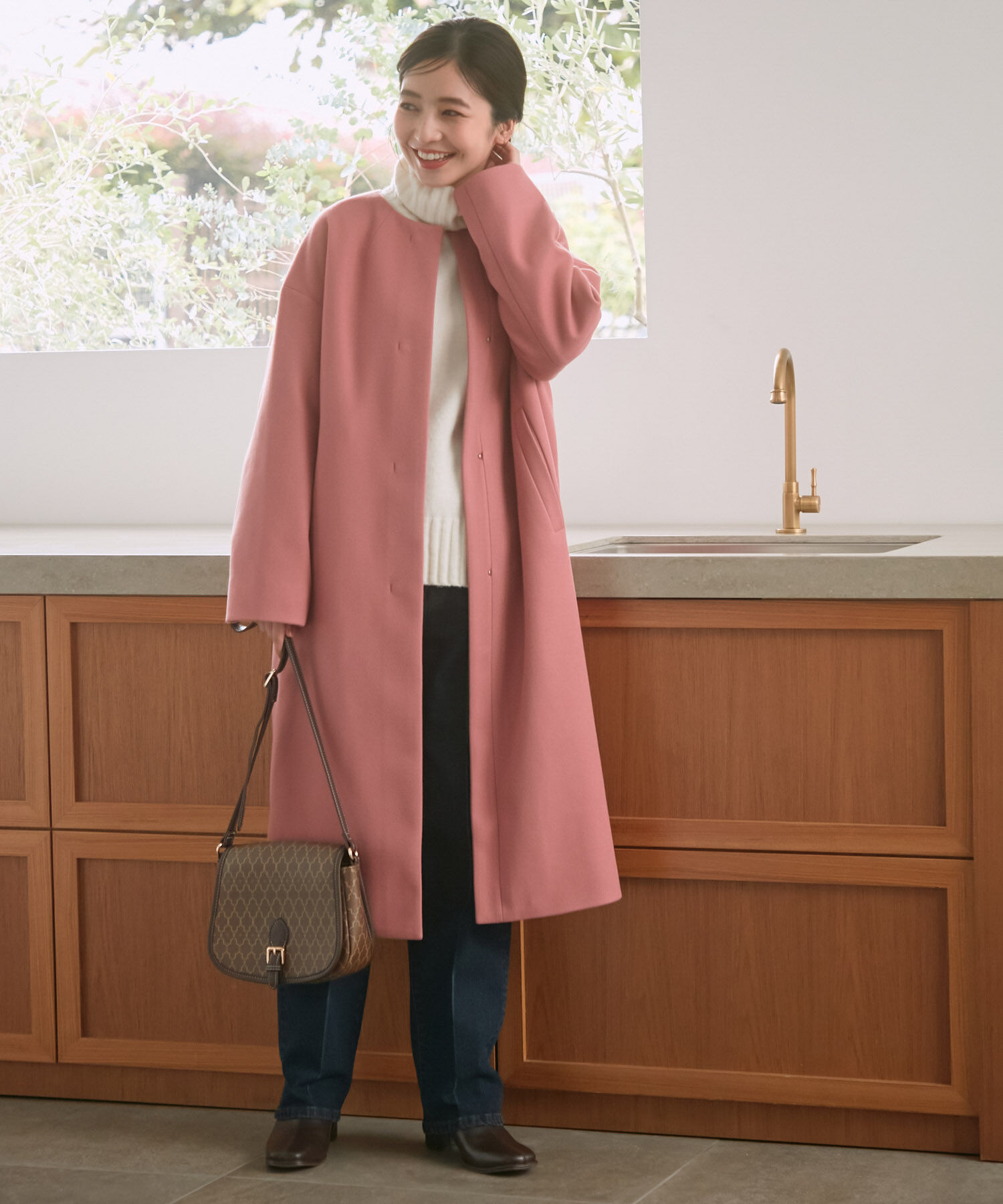 VIS「スッキリ見えフェイクウールノーカラーロングコート」|その他|