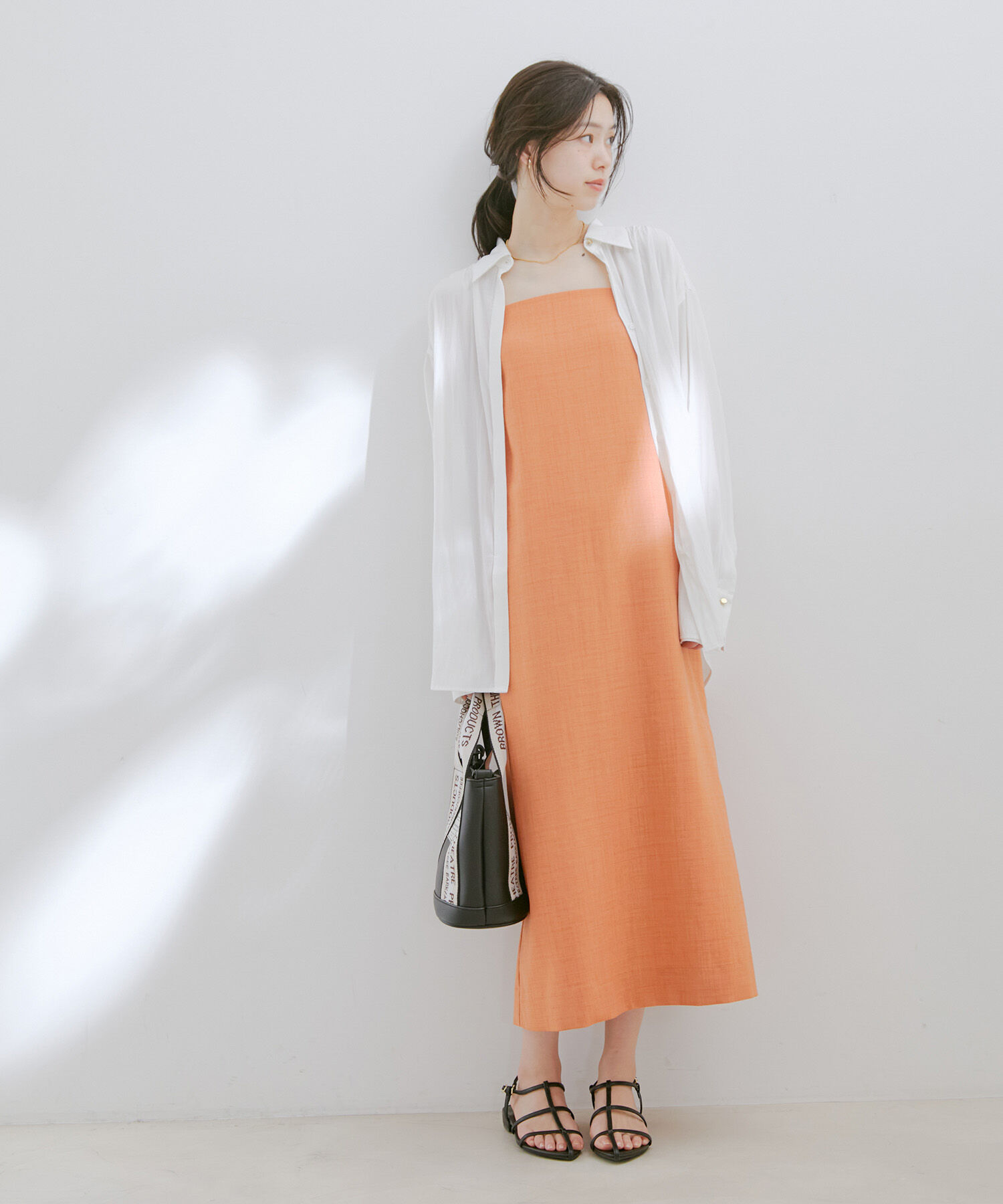 Juze「ボーンアンクルストラップフラットサンダル」|サンダル|