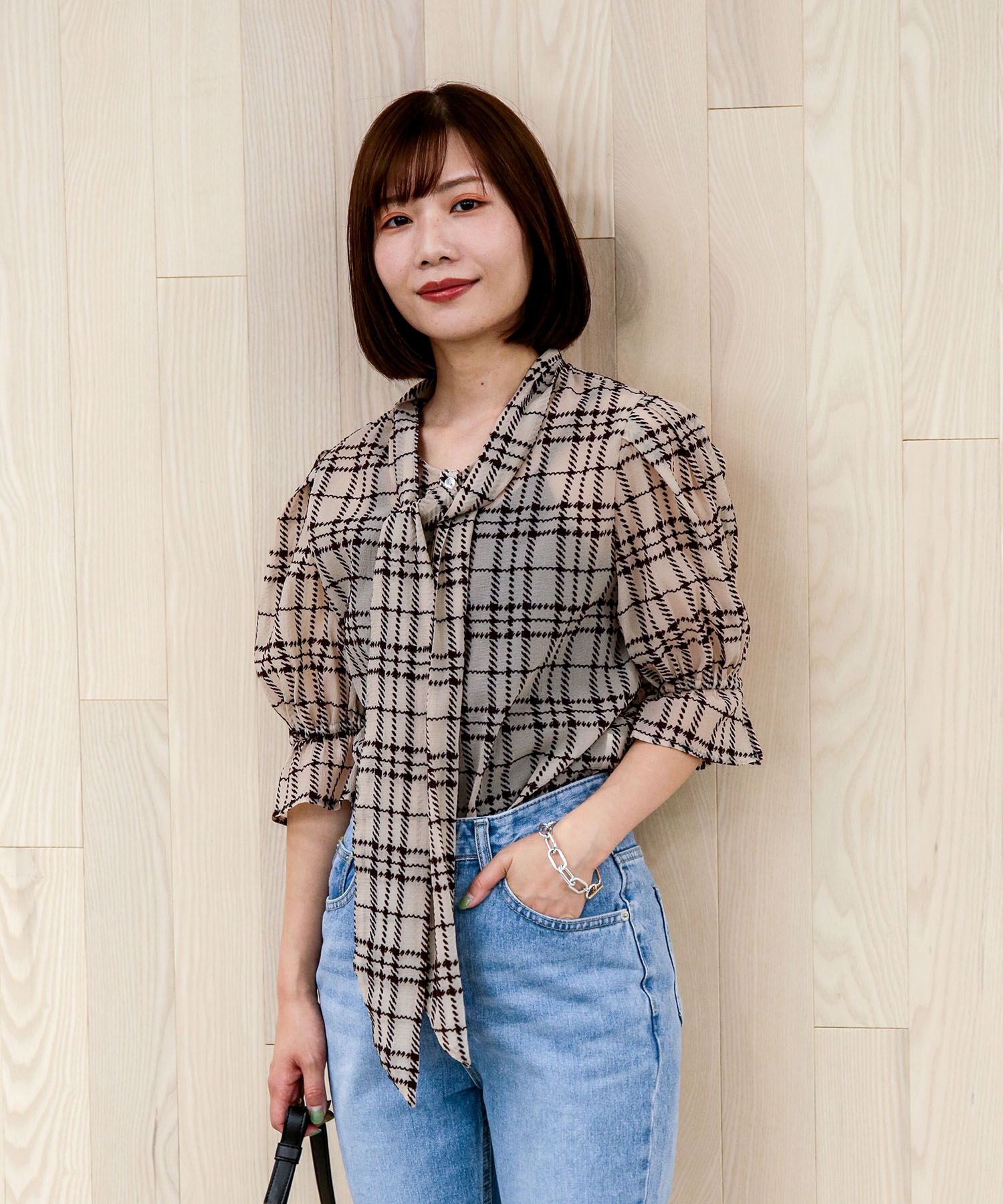 VIS「【選べる素材】アソートボウタイリボンブラウス」|シャツ・ブラウス|