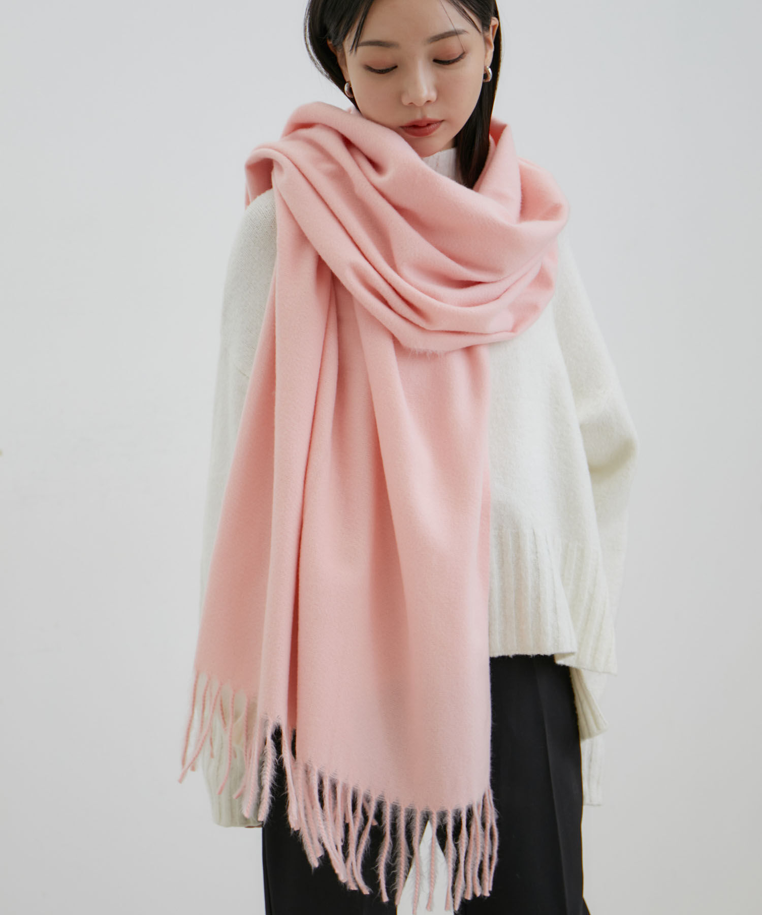 VIS「【リサイクルポリ】なめらかタッチ無地大判ストール」|ストール|