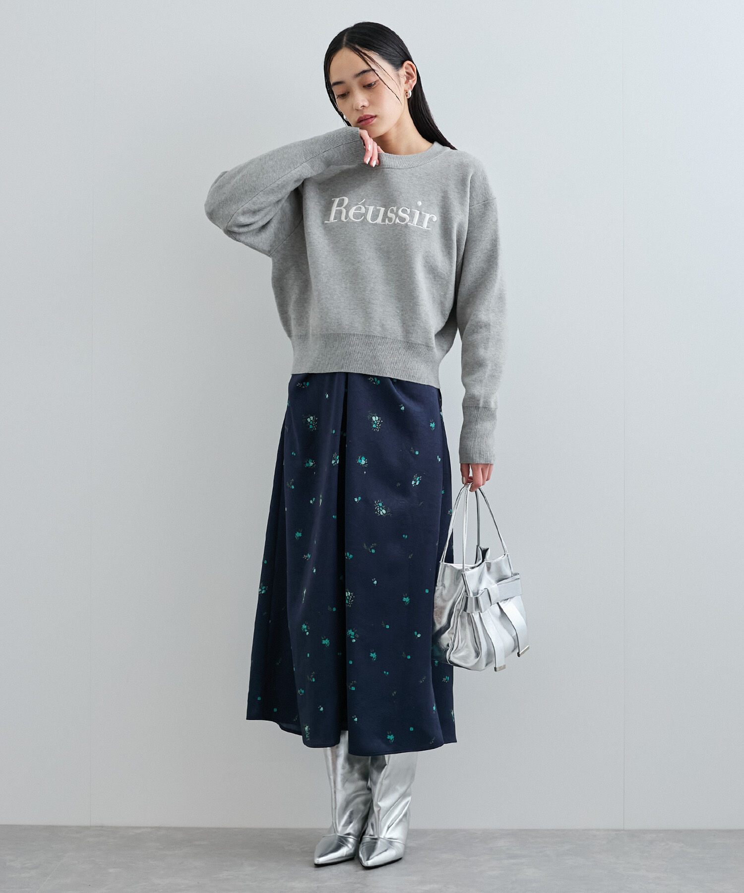 VIS「スウェットライク刺繍ロゴニットプルオーバー」|ニット・セーター|