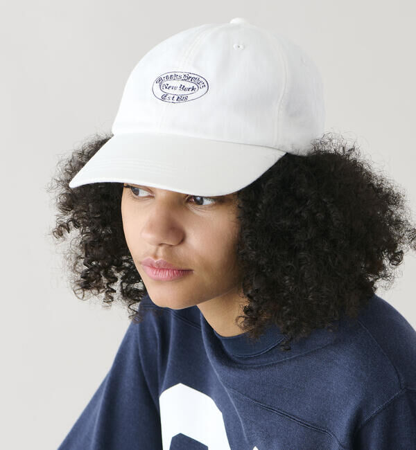  「Brooks Brothers |〈別注〉コットンツイル ベースボールキャップ WHITE UNISEX」|キャップ・キャスケット|