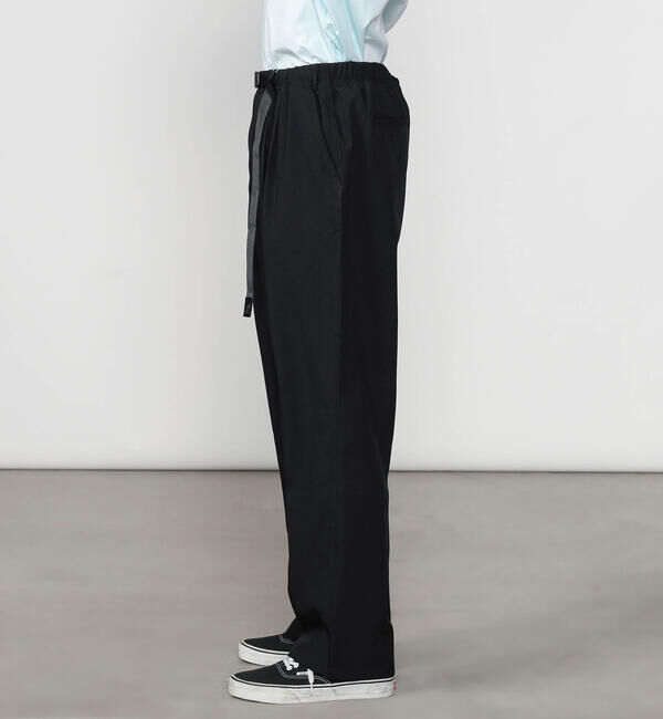  「Gramicci | 〈別注〉2タック ワイドイージーパンツ MEN」|チノ|