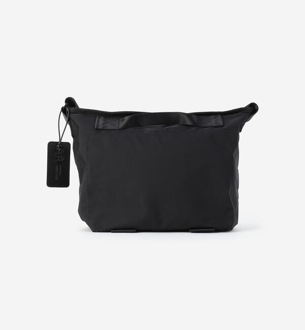  「AMIACALVA | メッセンジャーバッグ UNISEX」|ショルダー・メッセンジャー|