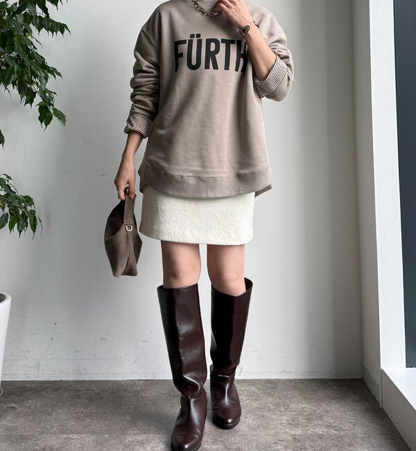  「【WEB限定】裏起毛ヘムラインロゴトップス」|Tシャツ・カットソー|