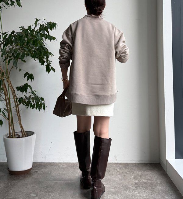  「【WEB限定】裏起毛ヘムラインロゴトップス」|Tシャツ・カットソー|