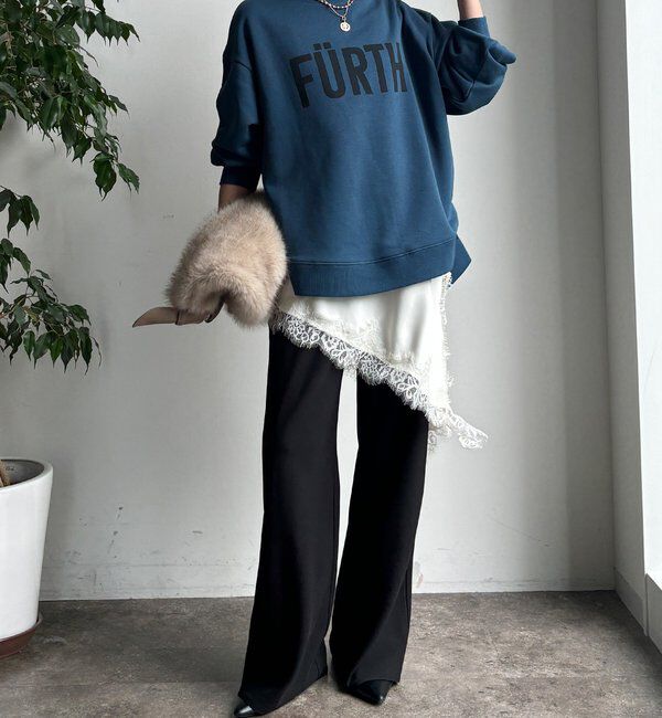  「【WEB限定】裏起毛ヘムラインロゴトップス」|Tシャツ・カットソー|