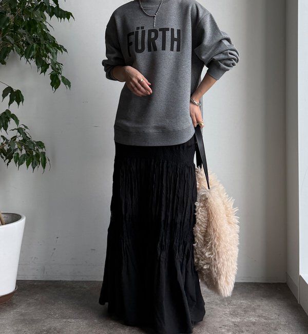  「【WEB限定】裏起毛ヘムラインロゴトップス」|Tシャツ・カットソー|