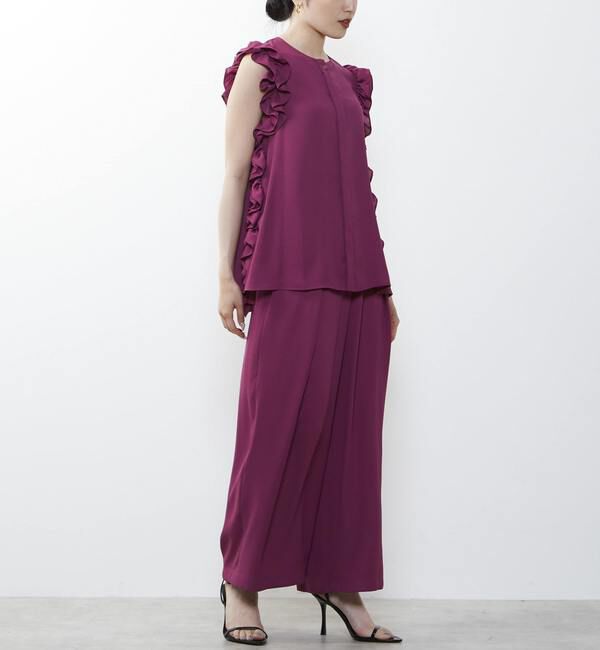 TIARA「タックフレアパンツ」|スラックス|