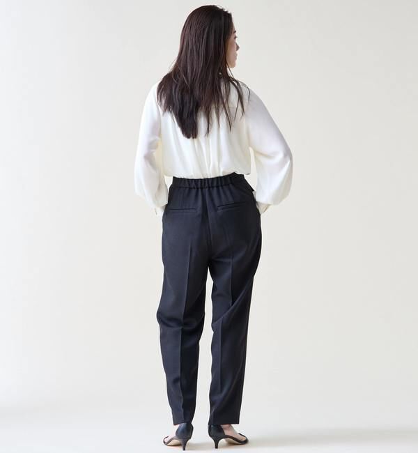 TIARA「タックテーパードパンツ」|スラックス|
