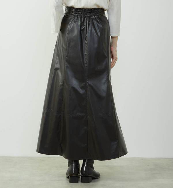 SOFFITTO「エナメルフェイクレザーパネルスカート」|スカート|