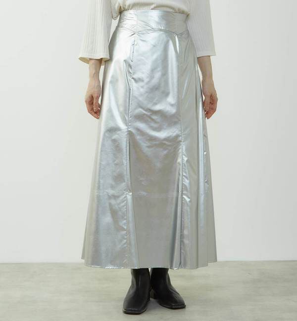 SOFFITTO「エナメルフェイクレザーパネルスカート」|スカート|