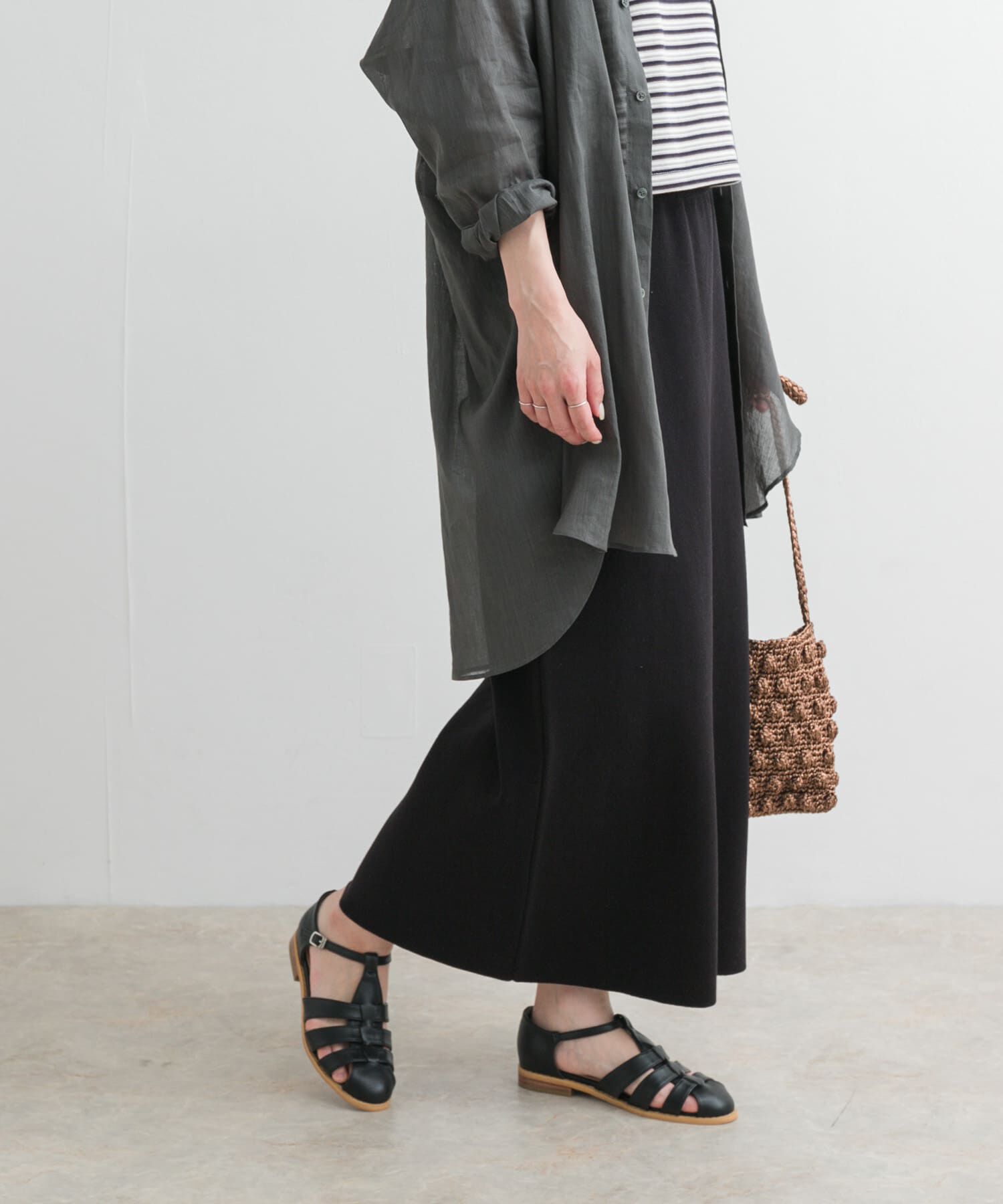 URBAN RESEARCH DOORS「リネン混ニットストレートスカート」|スカート|ブラック