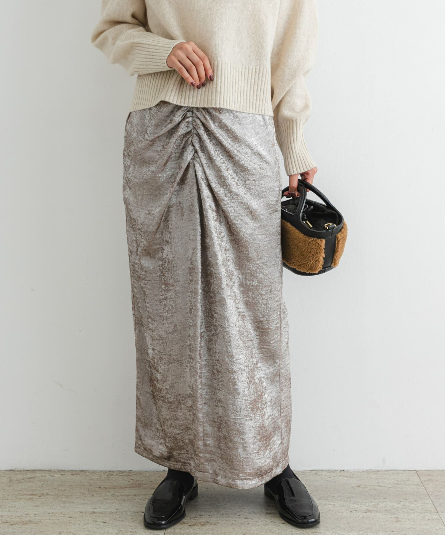 URBAN RESEARCH ROSSO「F by ROSSO　シャイニーフロントギャザータイトスカート」|スカート|