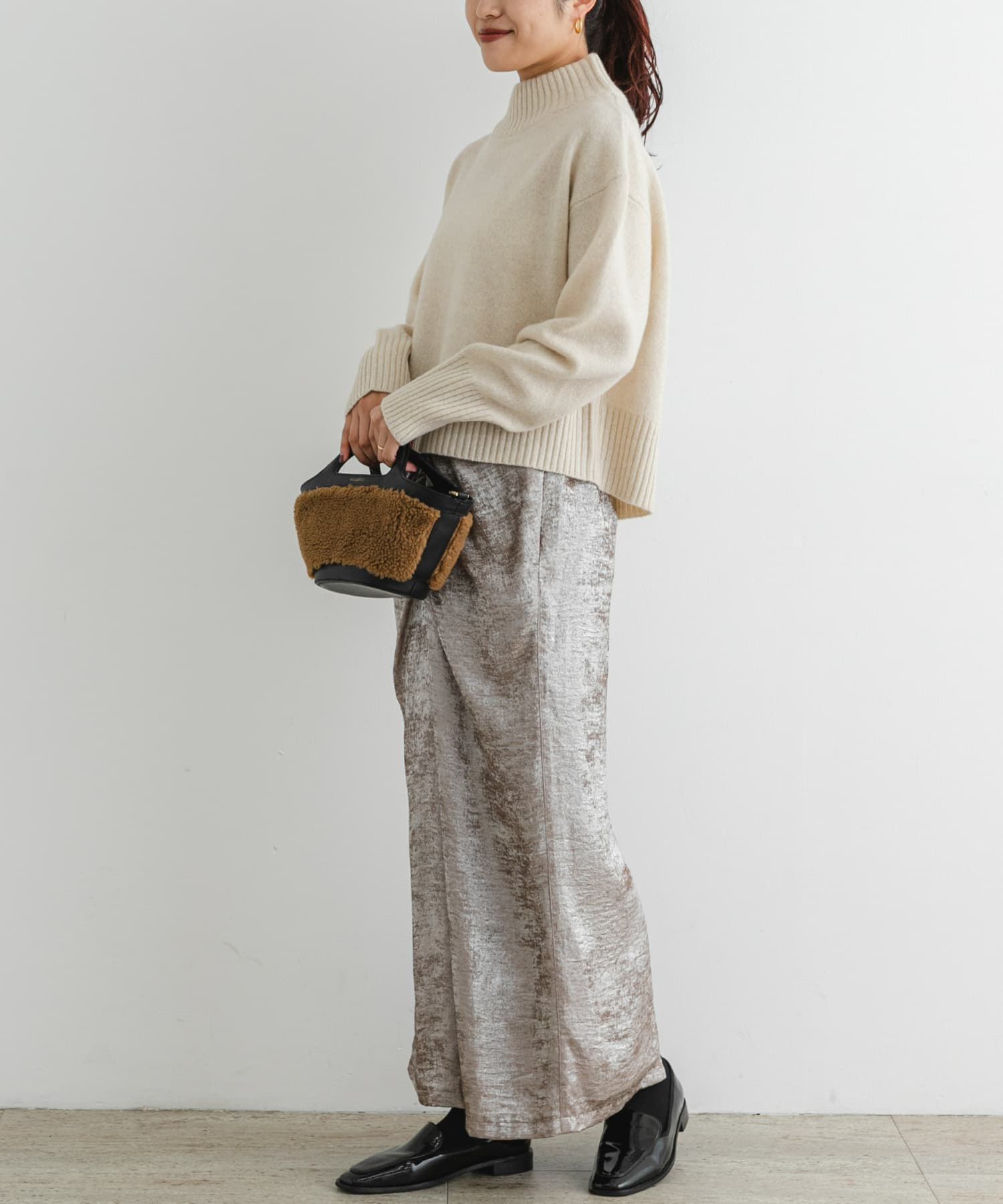 URBAN RESEARCH ROSSO「F by ROSSO　シャイニーフロントギャザータイトスカート」|スカート|