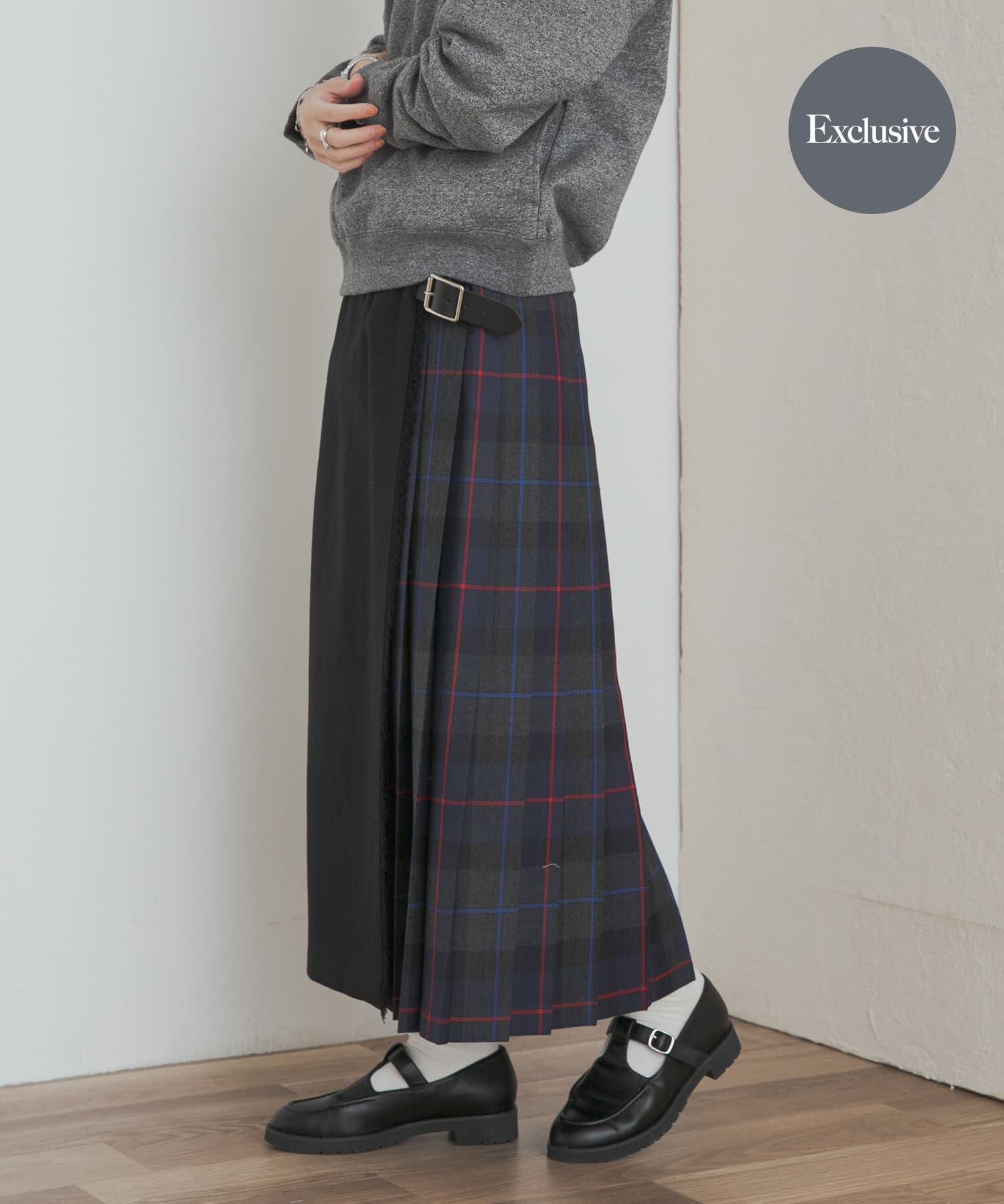 URBAN RESEARCH DOORS「『別注』O&rsquo;NEIL OF DUBLIN&times;DOORS　COMBI QUILT SKIRT」|スカート|ブルー系その他