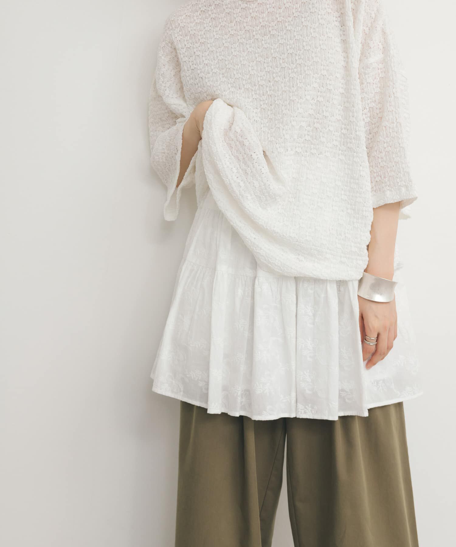  「エンブロイダリーミニスカート」|スカート|オフホワイト