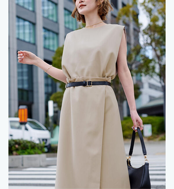 ur's「ショルダータックサイドスリットトップス」|Tシャツ・カットソー|グレージュ