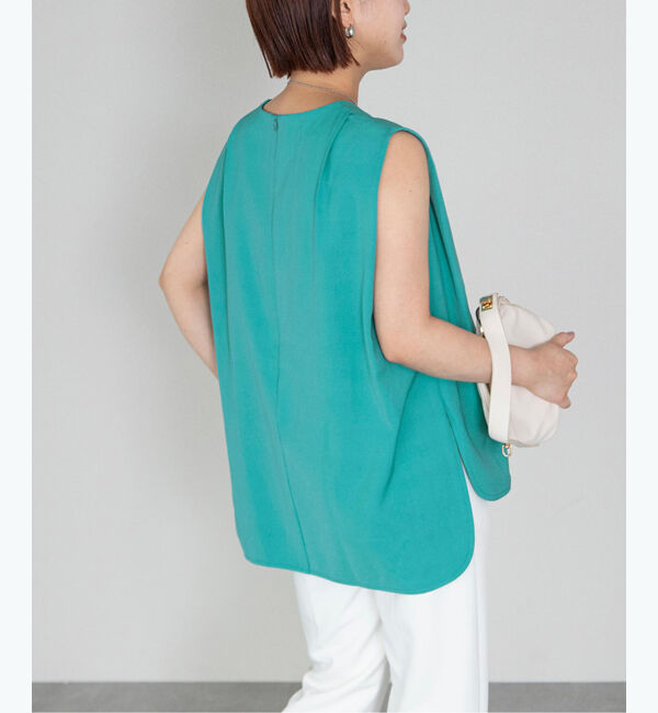 ur's「ショルダータックサイドスリットトップス」|Tシャツ・カットソー|