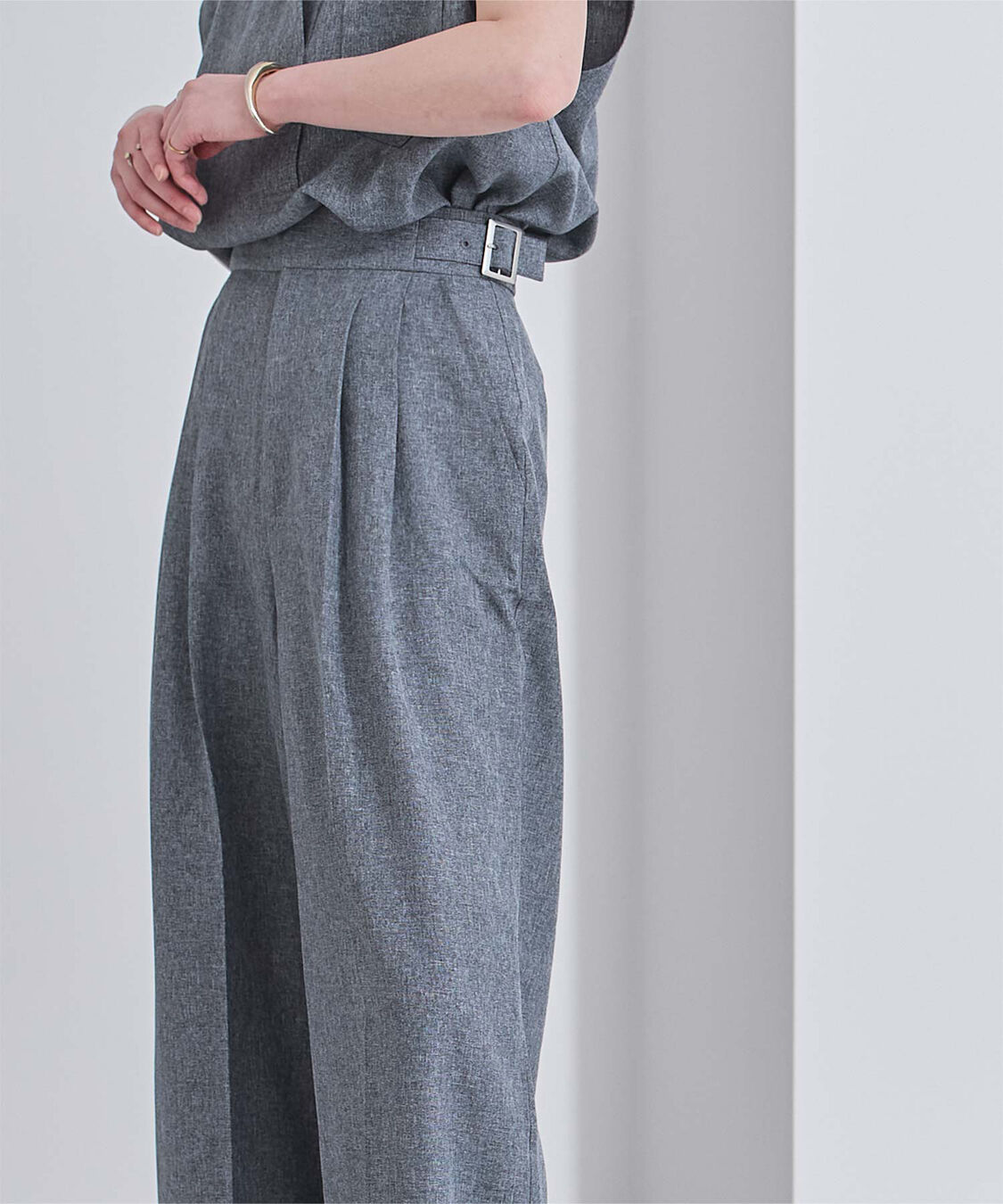 ur's「リネンライクサイドベルトデザインタックワイドパンツ」|スラックス|
