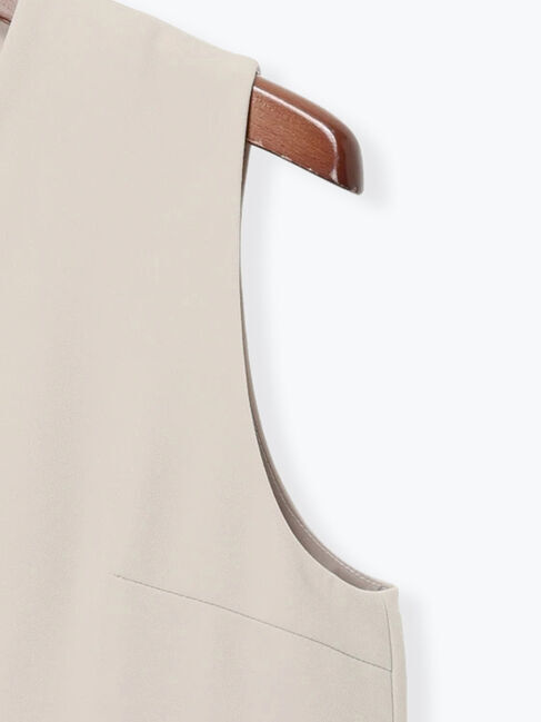 Te chichi「【セレモニーアイテム】サイドプリーツペプラムジレ（セットアップ可）」|ダウンベスト・ベスト|