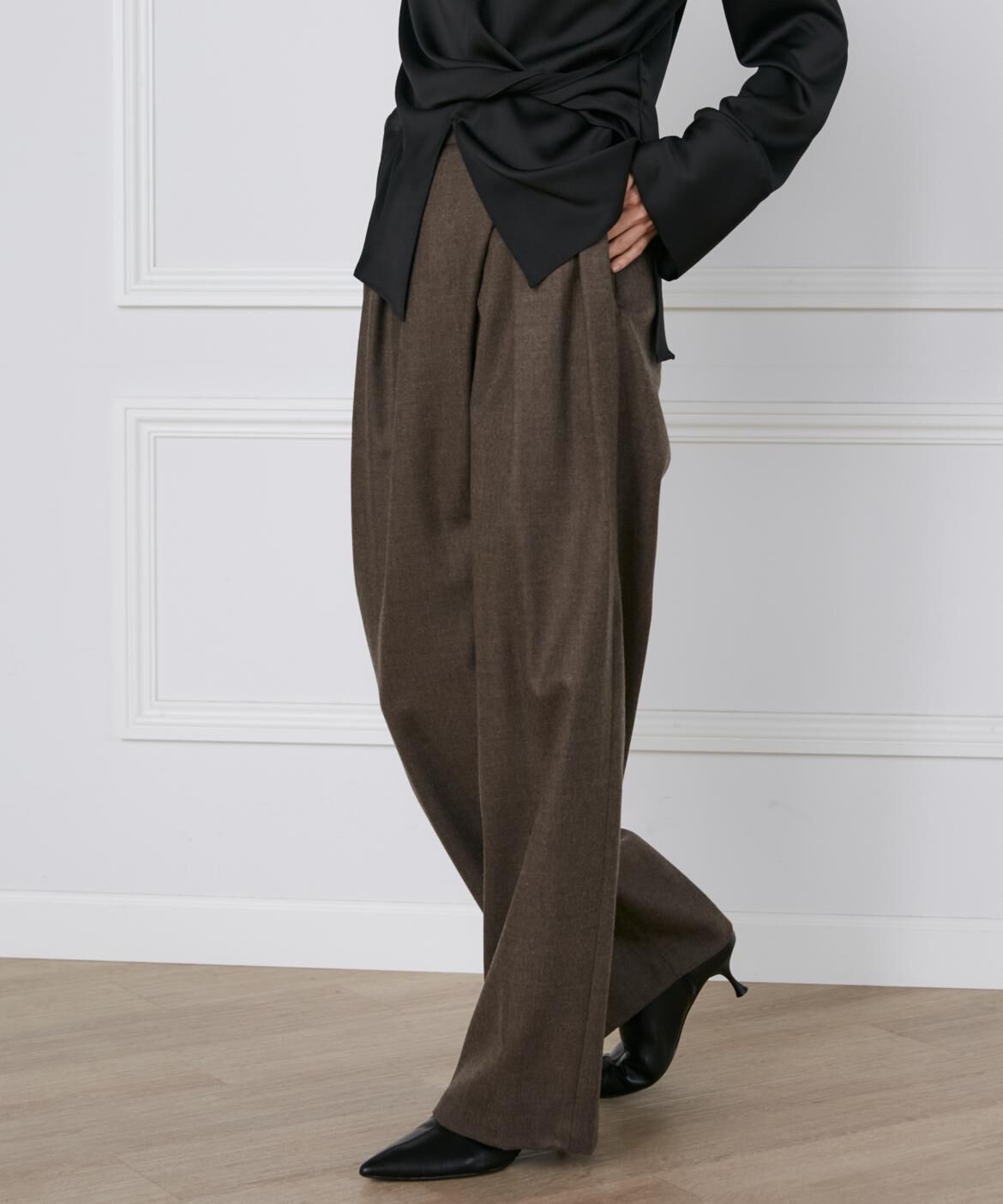 INED「ウールサキソニーラップパンツ《la veille by SUPERIOR CLOSET》」|スラックス|ダークブラウ 4