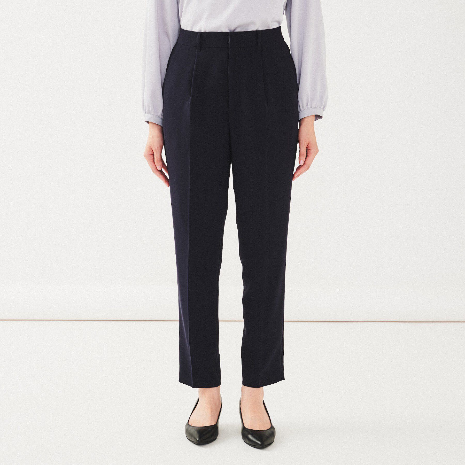 UNTITLED「【通勤スーツ】タックテーパードパンツ」|その他|