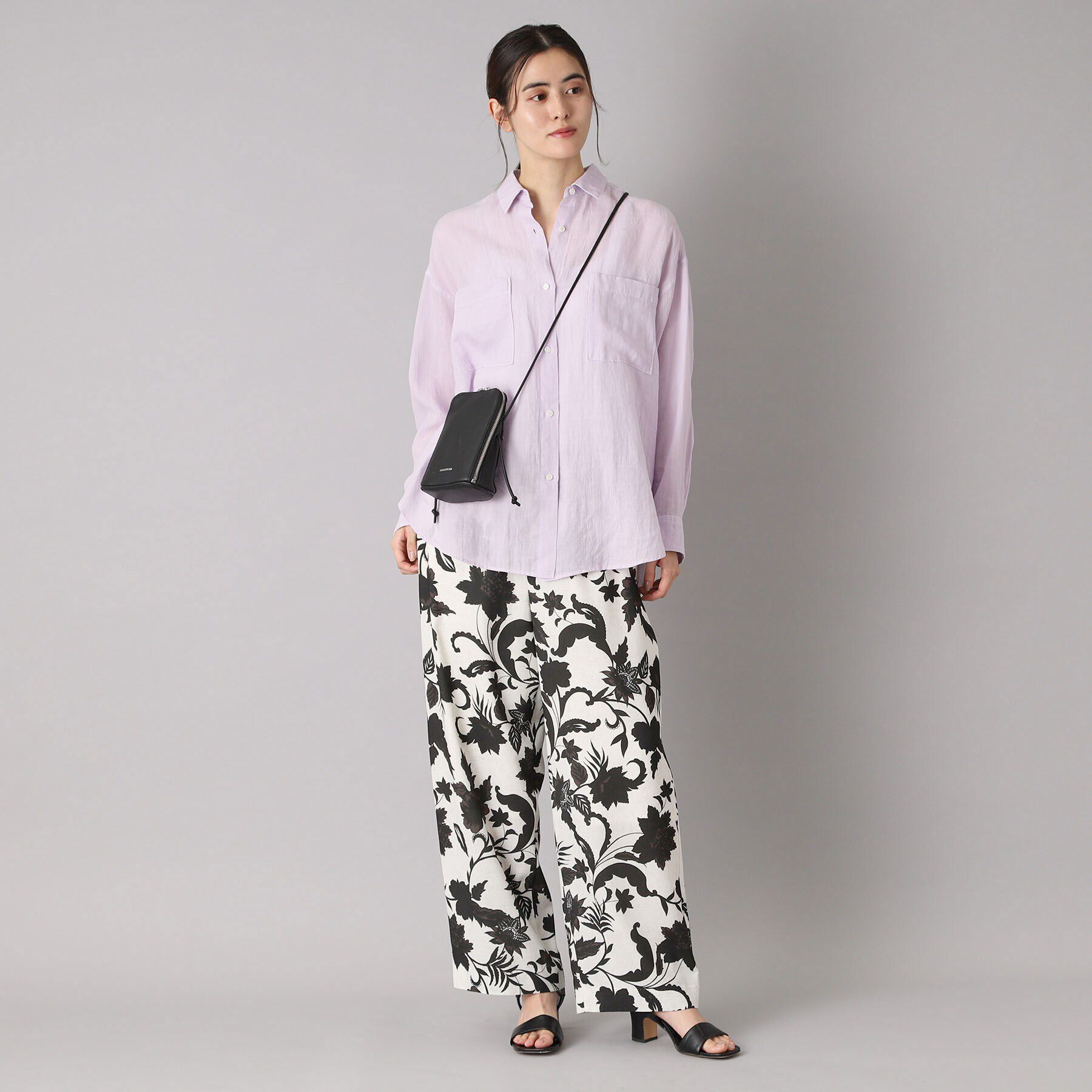 DRESSTERIOR「シュリンクレザーマルチポーチ」|ショルダー・メッセンジャー|