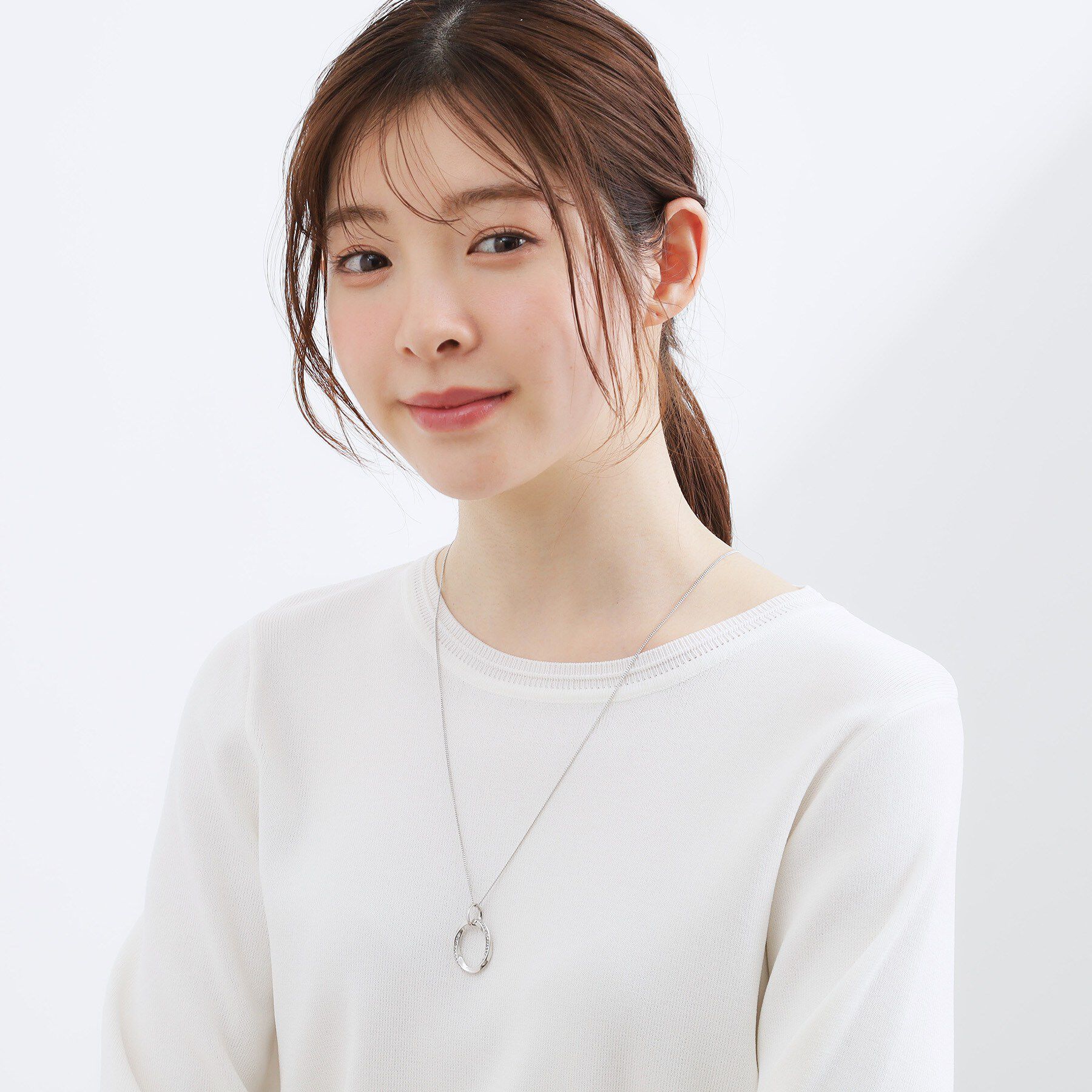 grove「ツイストオーバルビジューネックレス」|ネックレス|