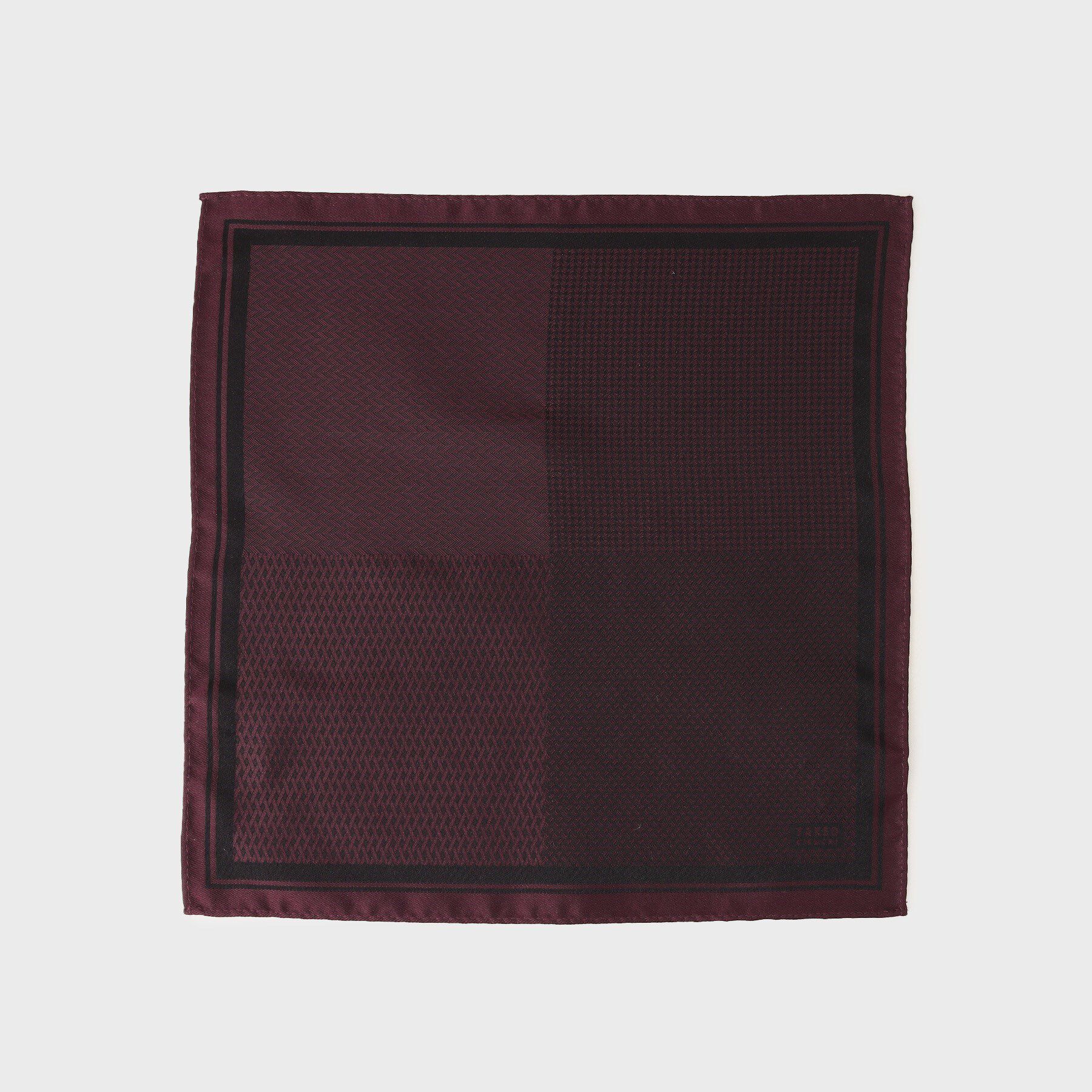 TAKEO KIKUCHI「4面パネル シルクチーフ」|バンダナ・スカーフ|レッド(063)