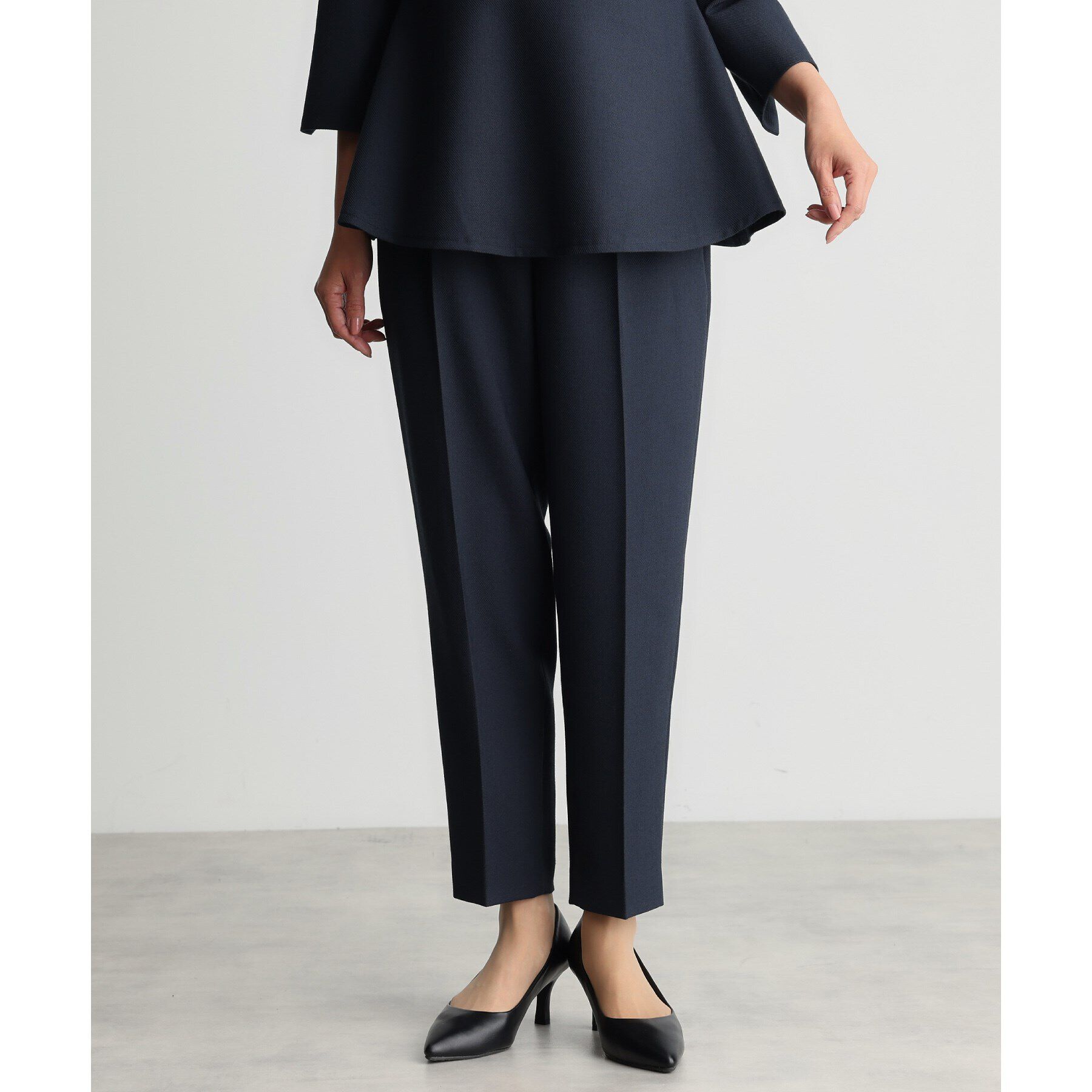 THE SHOP TK「【ONOFF活躍/セレモニー/通勤】杢調カルゼテーパードパンツ/洗える」|その他|