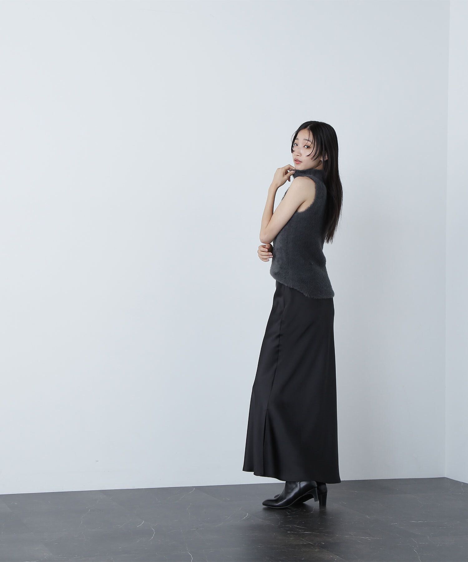  「サイドスリットバイアスナロースカート」|スカート|