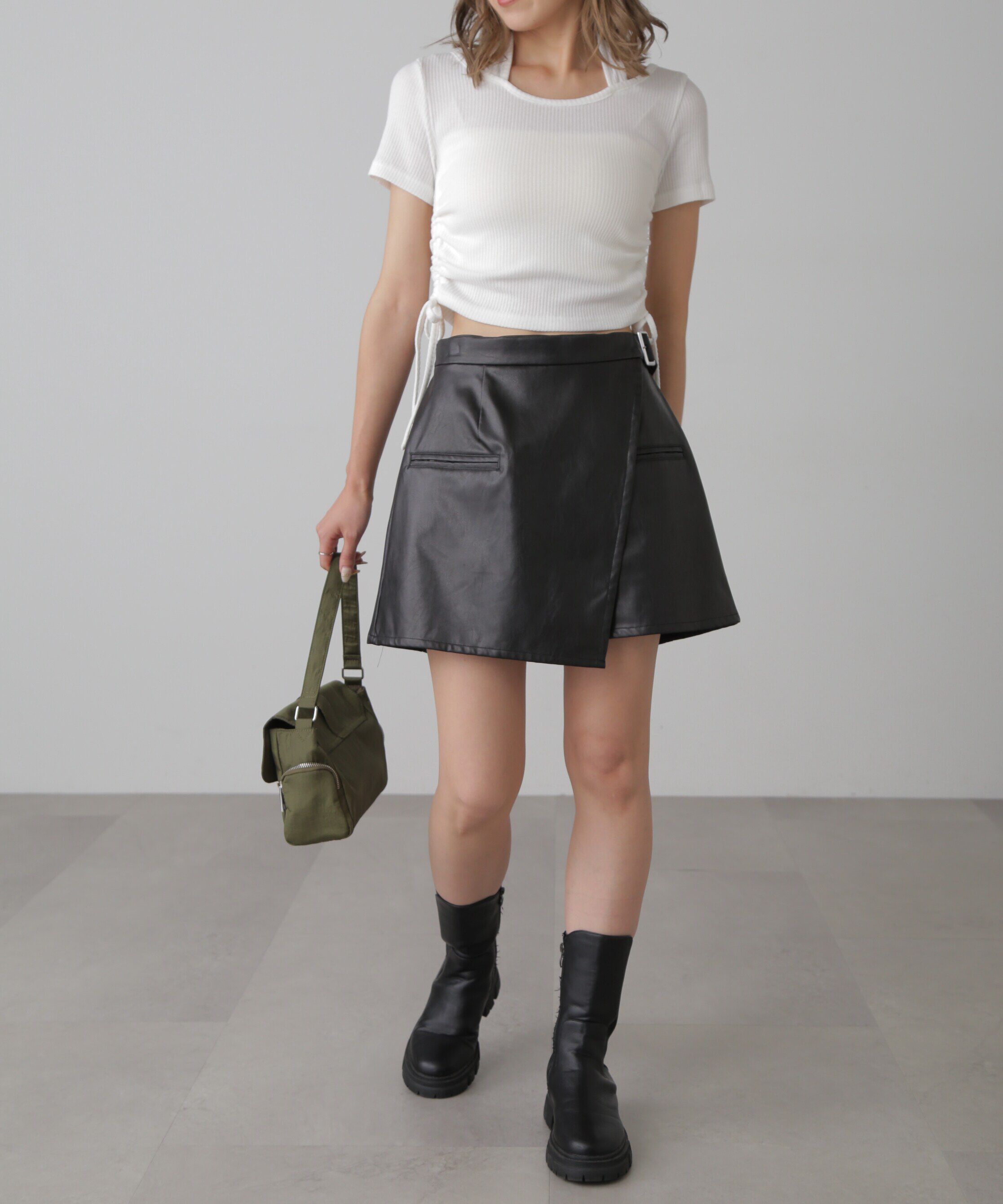  「フェイクレザーミニスカパン」|スカート|